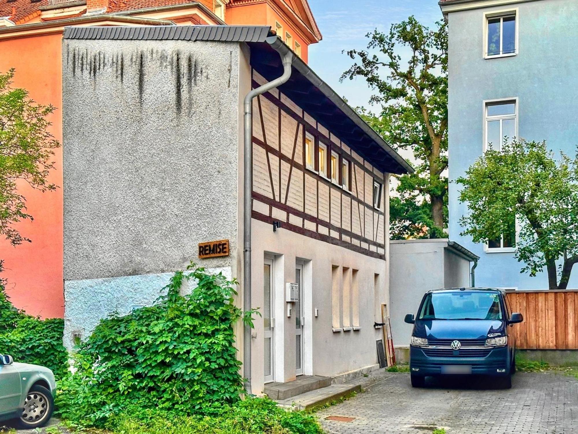 Die Remise Mit Kostenlosem Parkplatz Direkt Vor Der Tuer Erfurt Exterior photo